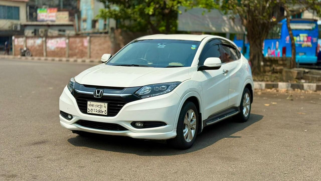 Honda Vezel 2014 Jet Package (পার্ল কালার)